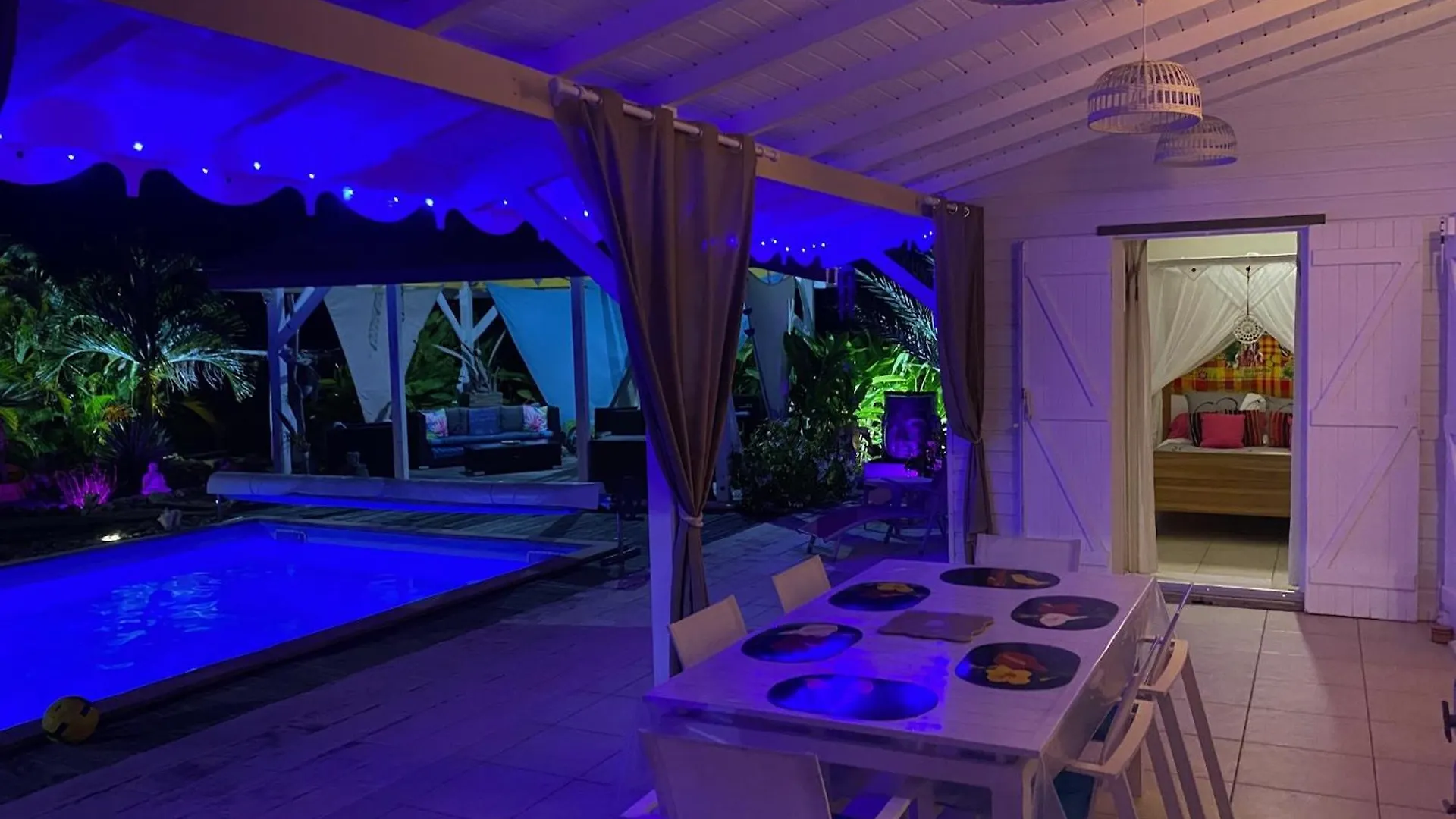 Au Bel'vue chez Sandrine Le Moule