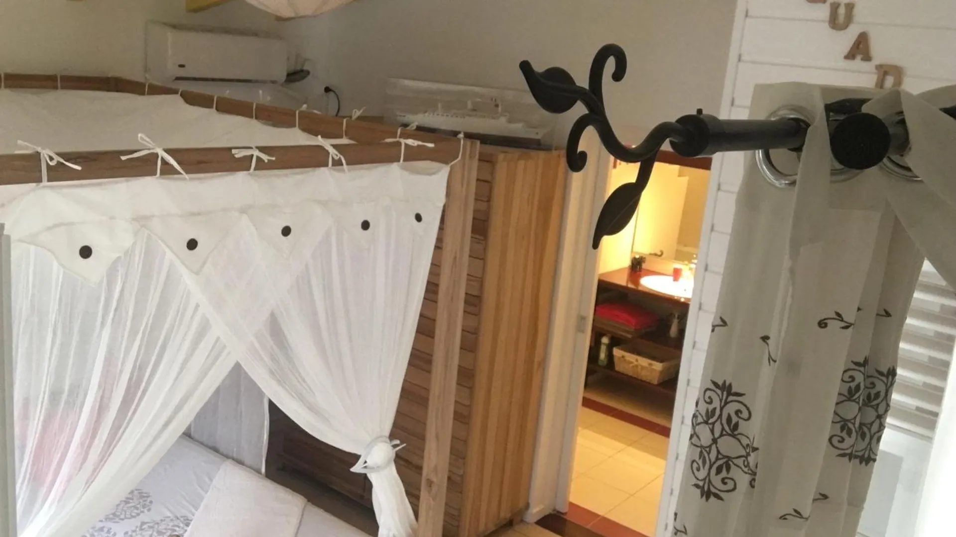 Couette-café Au Bel'vue chez Sandrine Le Moule