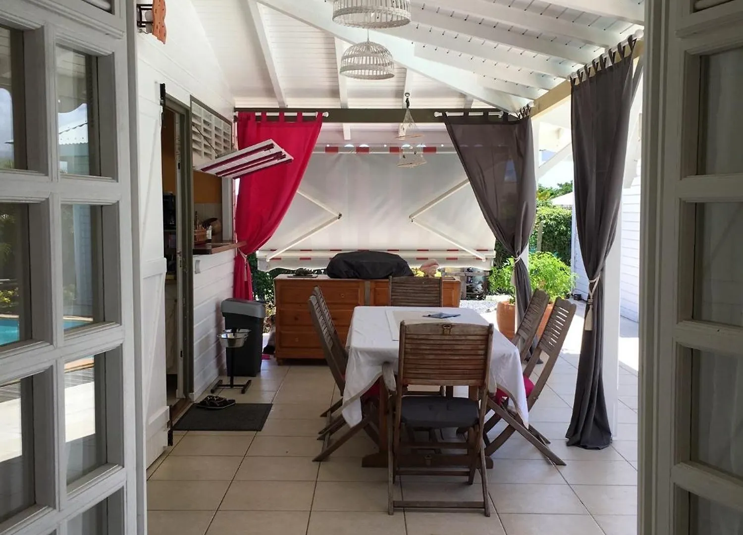 Couette-café Au Bel'vue chez Sandrine Le Moule